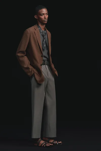 Look 7